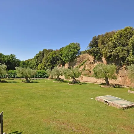 Apartamento Sleeps 4 T242009