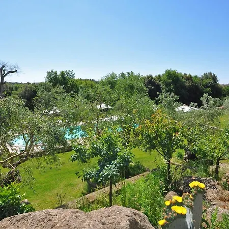 Sleeps 4 T242009